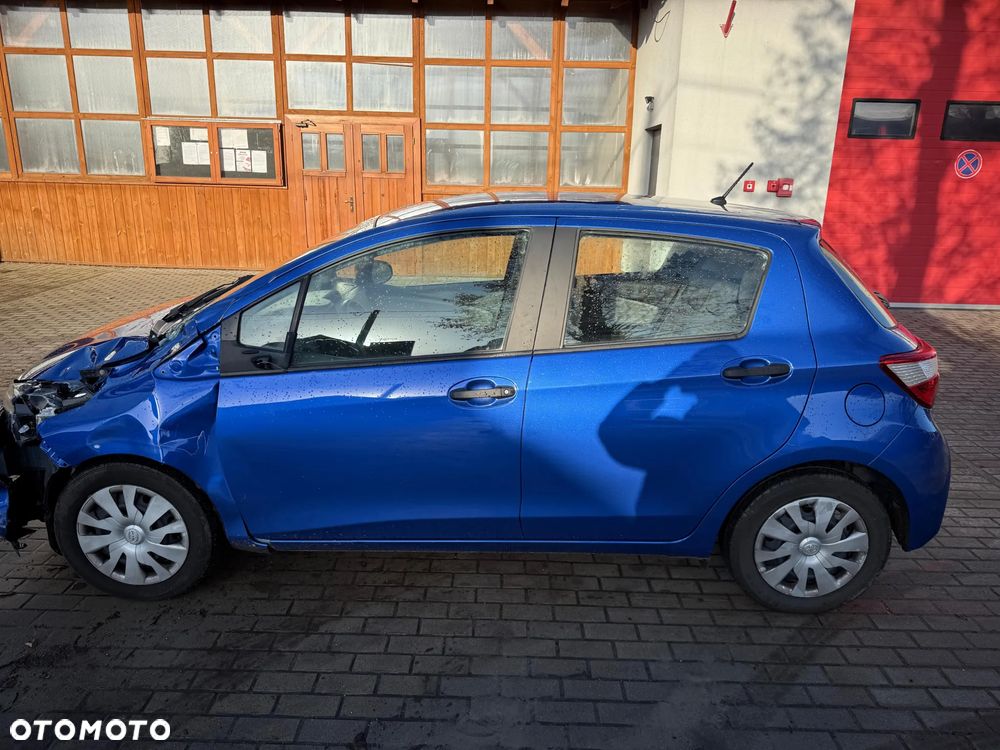 Toyota Yaris 1.0 VVT-i - 26