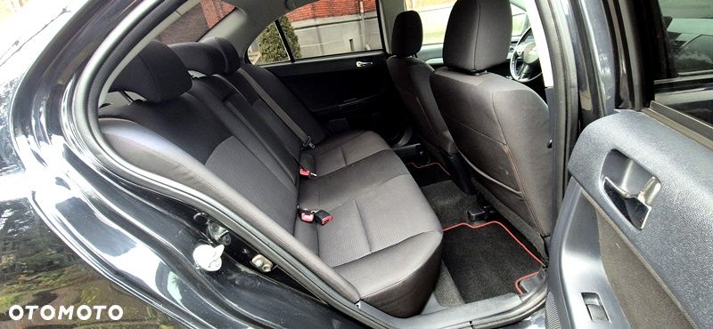 Mitsubishi Lancer 1.6 Intense - 7