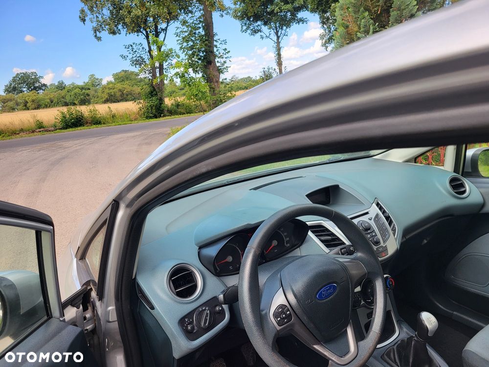 Ford Fiesta - 6