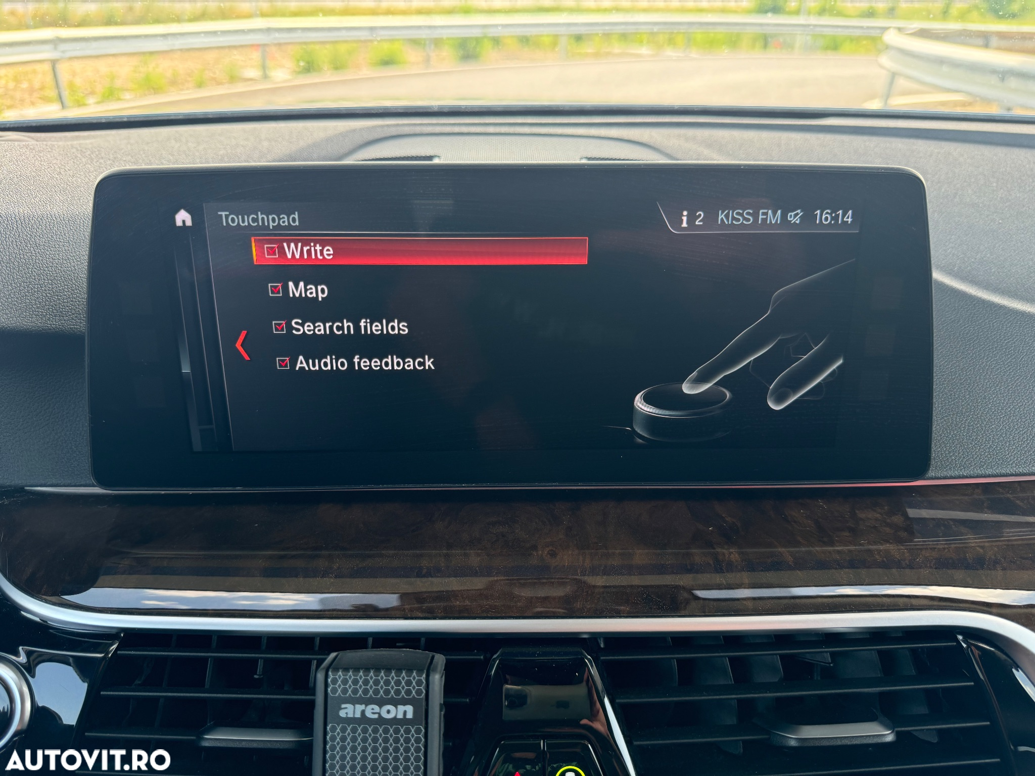 BMW Seria 5 520d xDrive AT - 35
