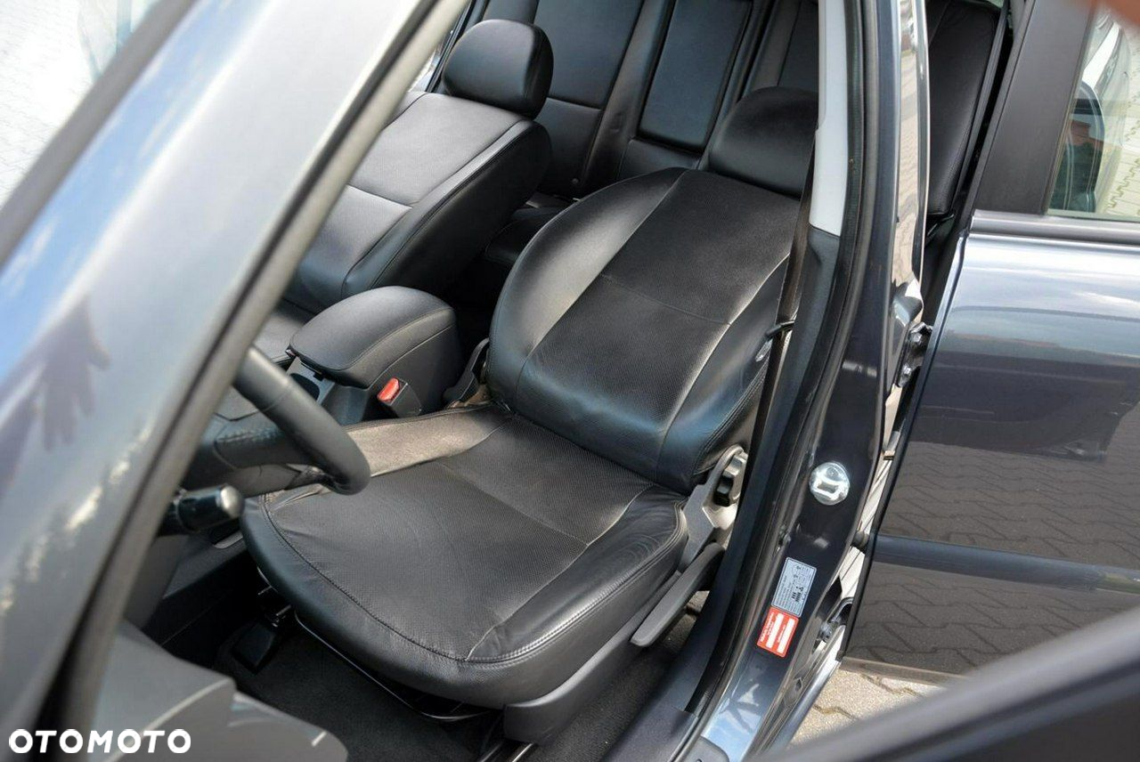 Kia Sportage 2.0 2WD LX - 22