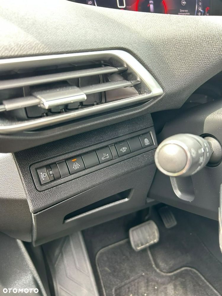Peugeot 3008 - 19
