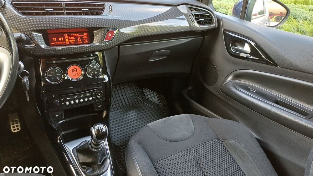 Citroën DS3 1.6 THP Ultra Prestige - 19