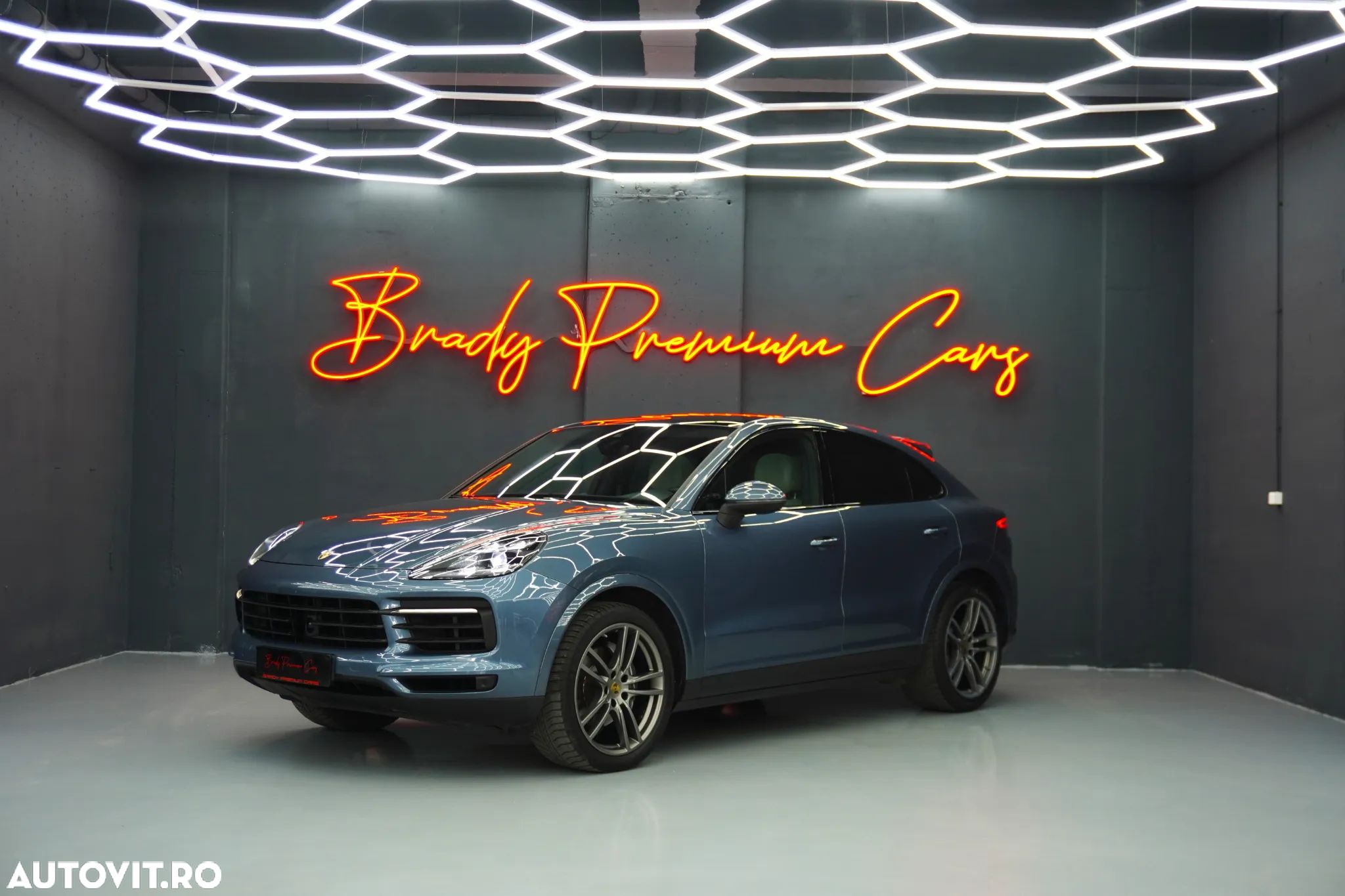 Porsche Cayenne Coupe Standard - 1