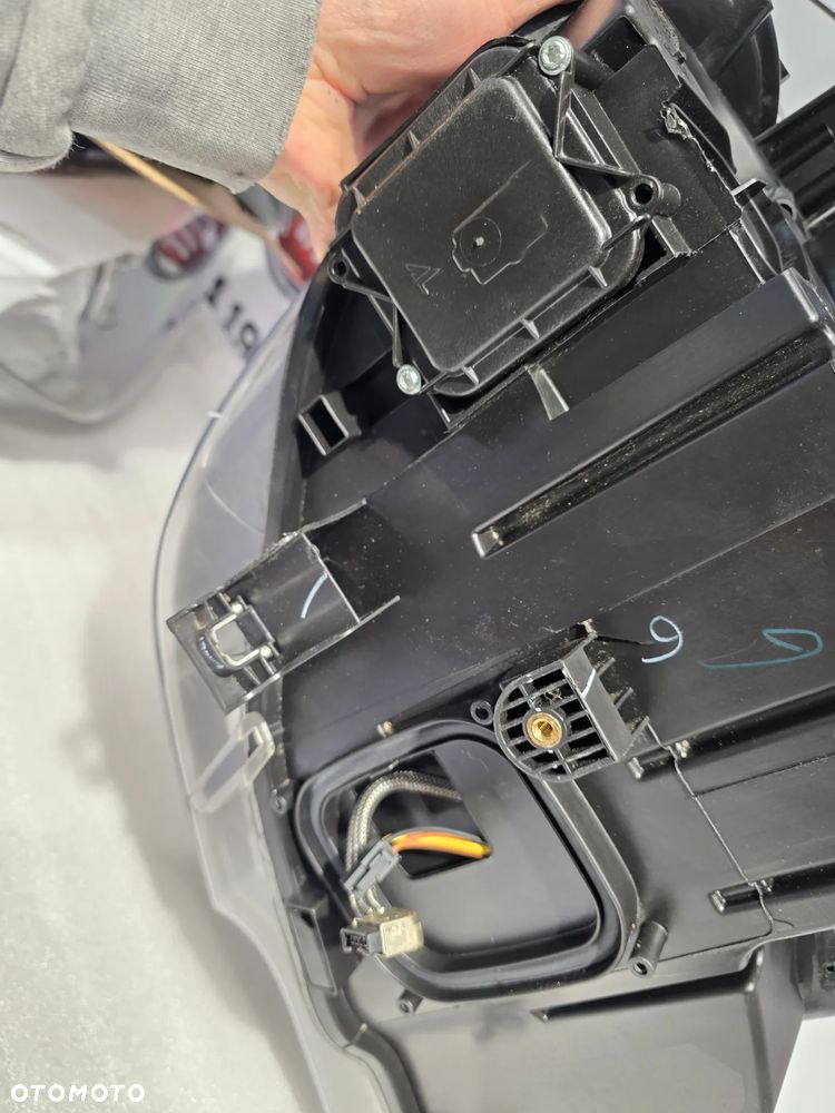 BMW X5 E70 06-10 LEWY XENON DYNAMIC LEWA LAMPA PRZEDNIA PRZÓD , SZKŁO DO WYMIANY , NR 7158929 / 0814082669 / F00HTB3005 , NR AUKCJI LPP199 - 23