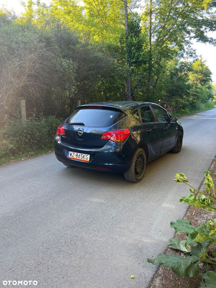 Opel Astra 1.6 - 4