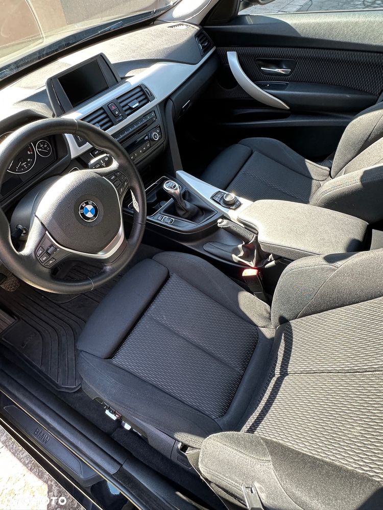 BMW 3GT 318d - 20