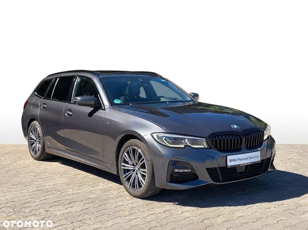 BMW Seria 3 330e xDrive M Sport sport - 3