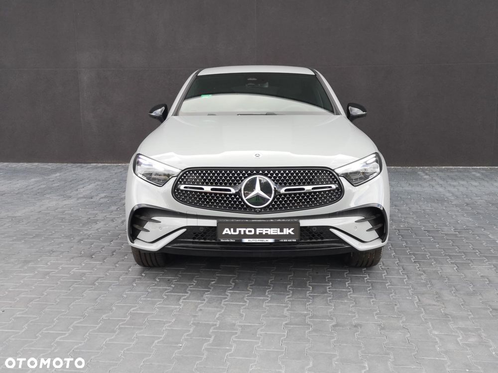 Mercedes-Benz GLC 300 e PHEV 4-Matic AMG Line - 4