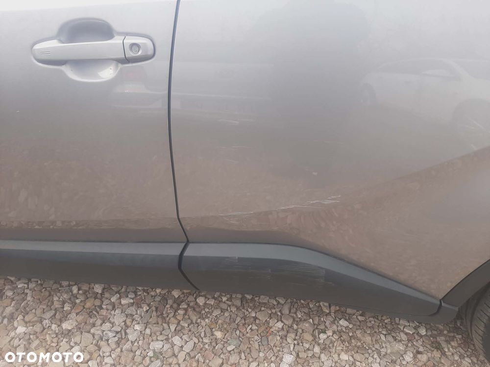 Toyota C-HR Business-Edition - 5