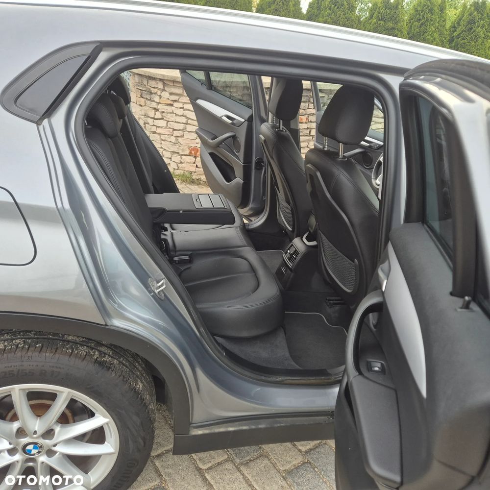 BMW X2 sDrive18i Advantage Plus - 20