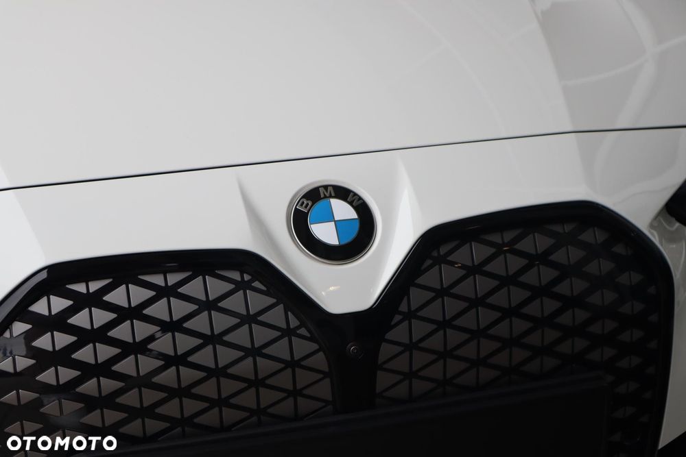 BMW i4 - 9