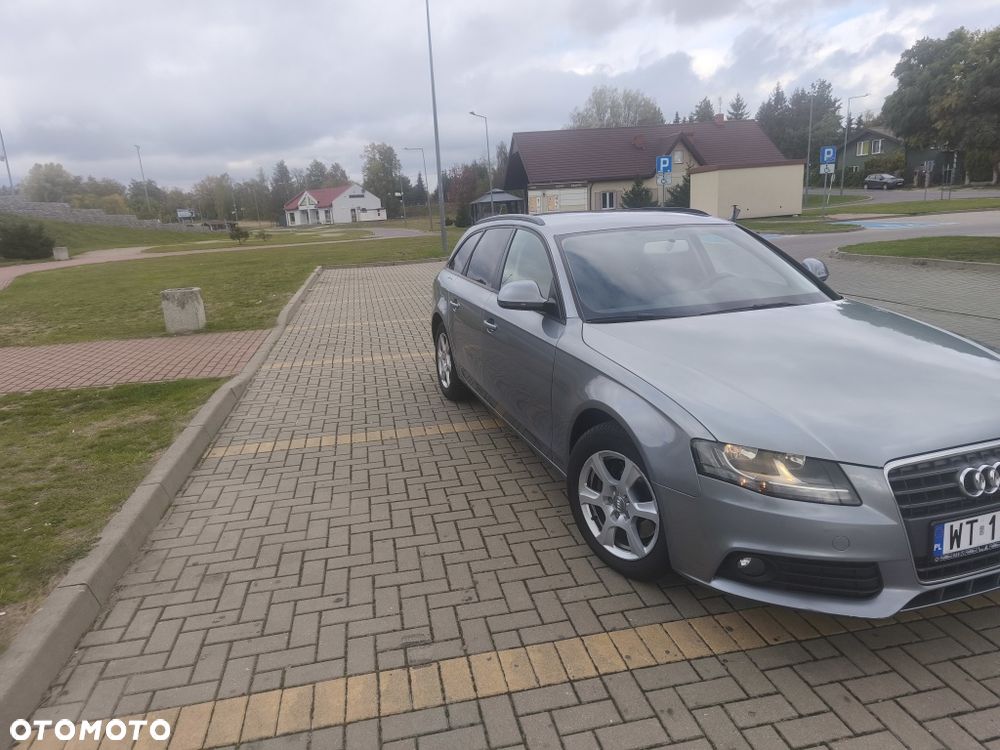 Audi A4 Avant - 4