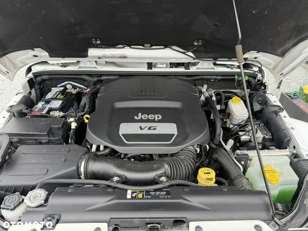 Jeep Wrangler 3.6 Sahara - 31