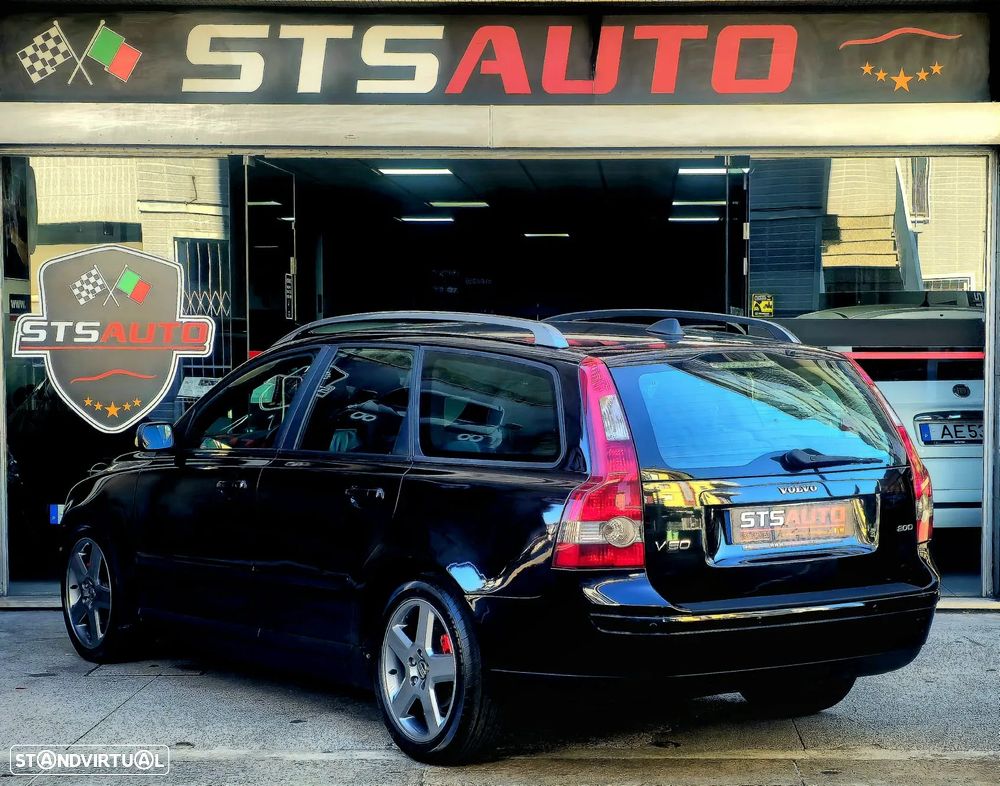 Volvo V50 2.0 D Nível 1 17 - 15