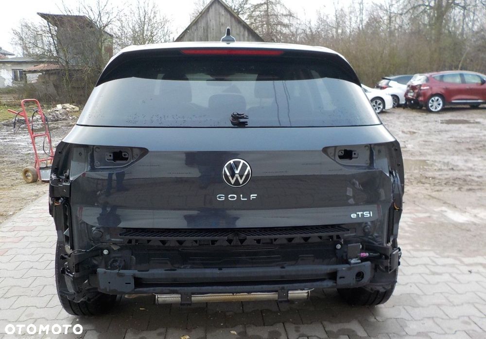 Volkswagen Golf - 14