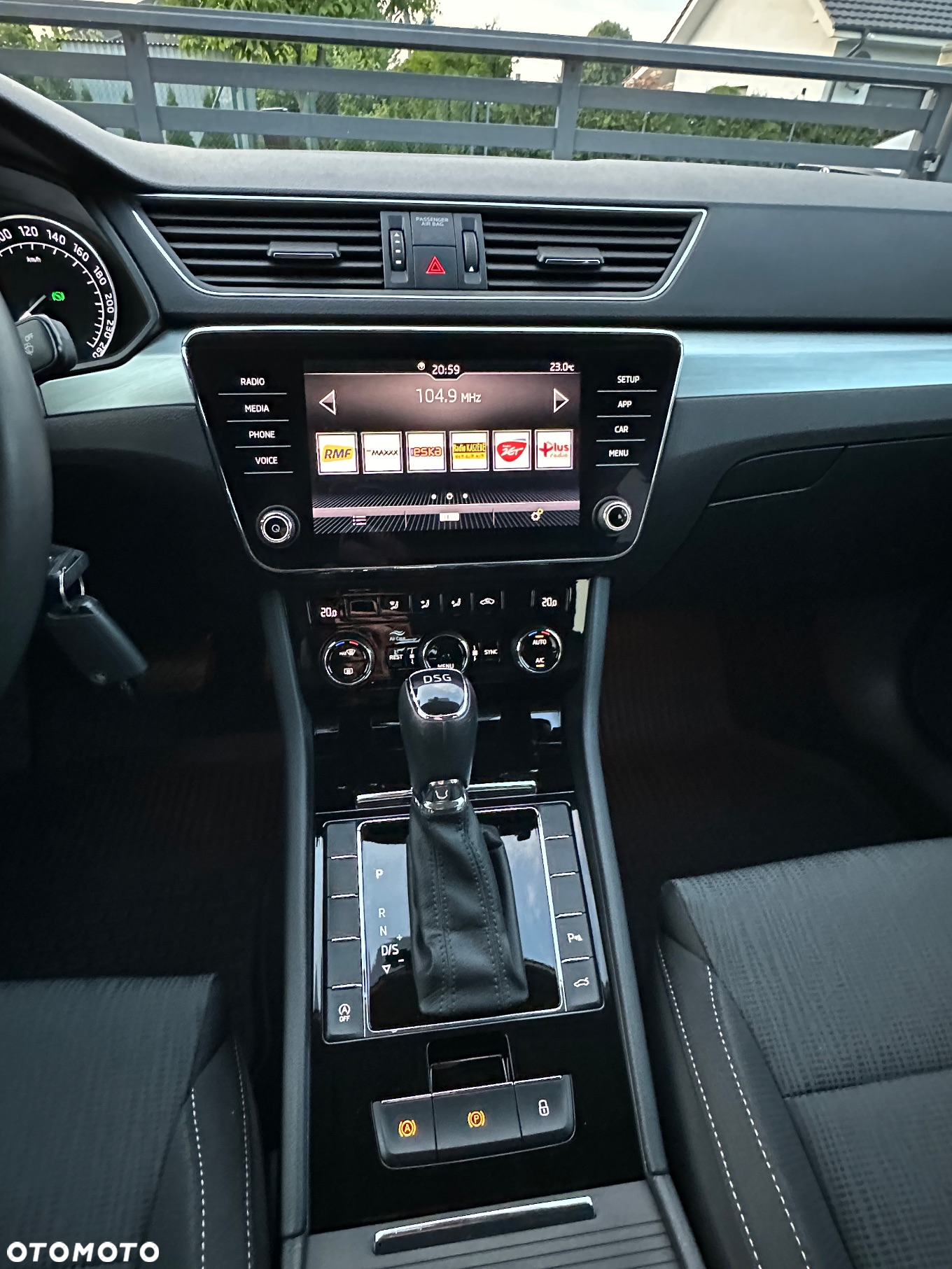 Skoda Superb 2.0 TDI Ambition DSG7 - 9