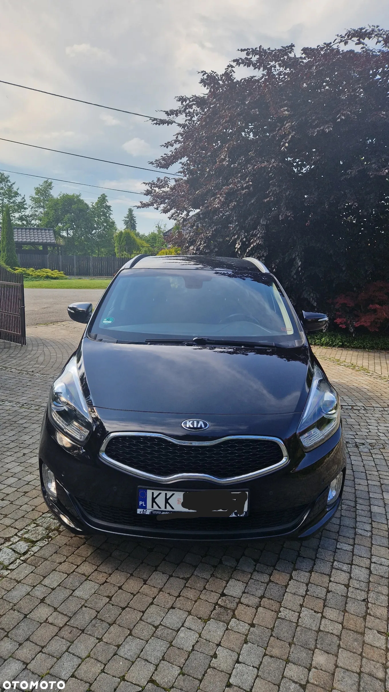 Kia Carens - 6