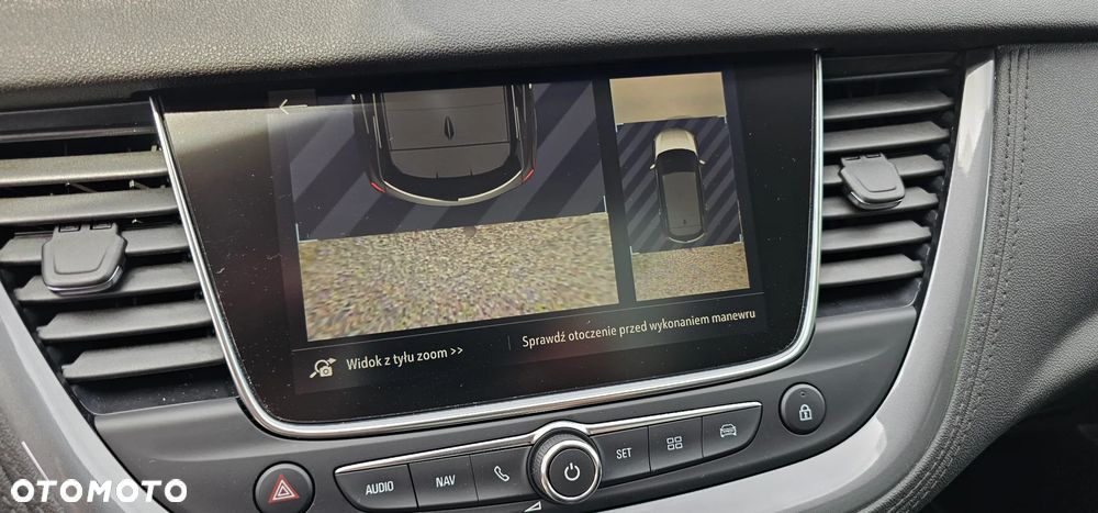 Opel Grandland X 1.6 DStart/Stop Automatik Business INNOVATION - 25