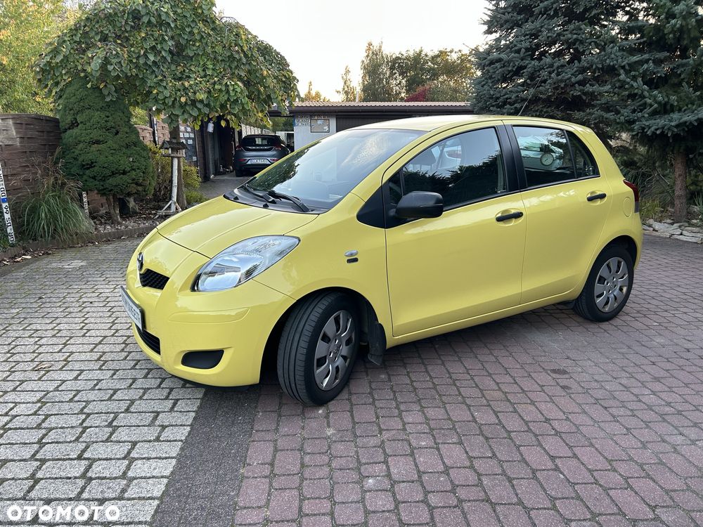 Toyota Yaris - 2