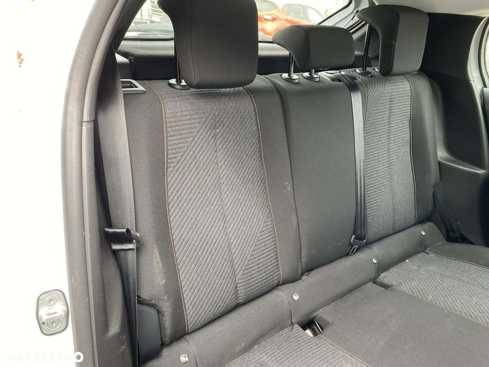 Peugeot 208 Elektromotor 156 Allure - 13