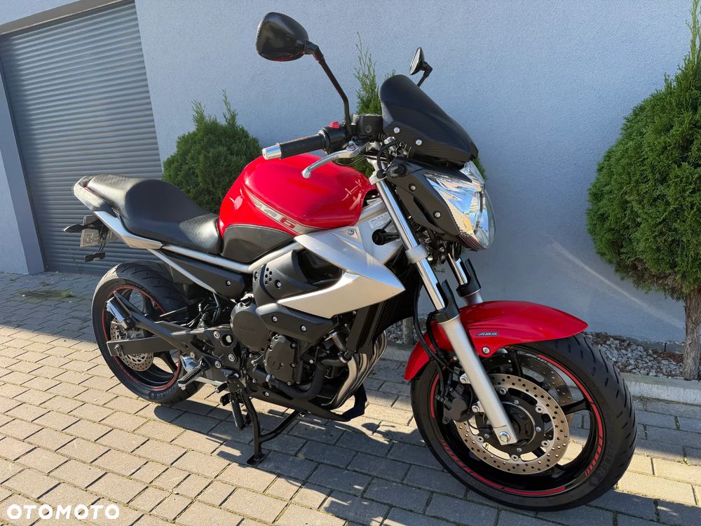 Yamaha XJ - 9