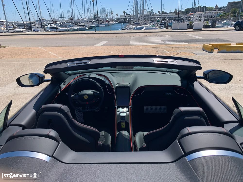 Ferrari Roma Spider - 28