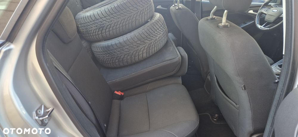 Ford Focus 1.6 Trend Sport - 11