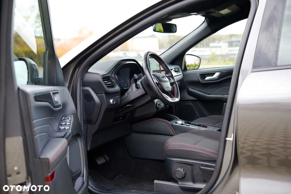 Ford Kuga 2.0 EcoBlue 4x4 ST-LINE - 9