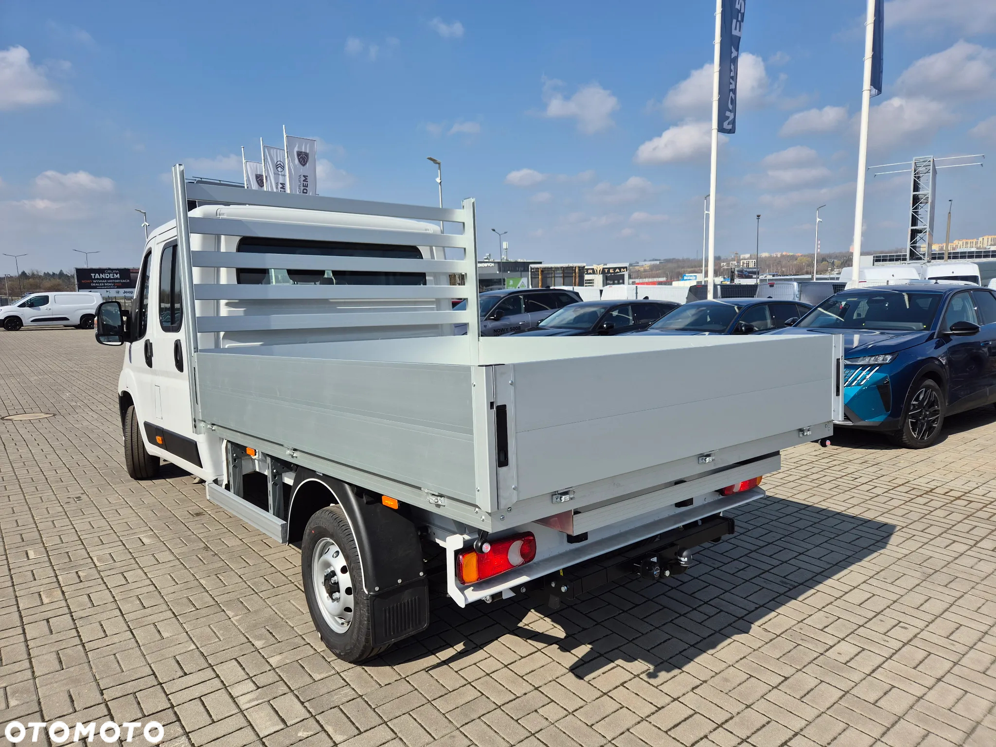 Peugeot Boxer Podwójna Kabina L3 2.2 140KM 7miejsc Skrzynia 2.9 x 2.1 + HAK !! OD RĘKI !! - 7