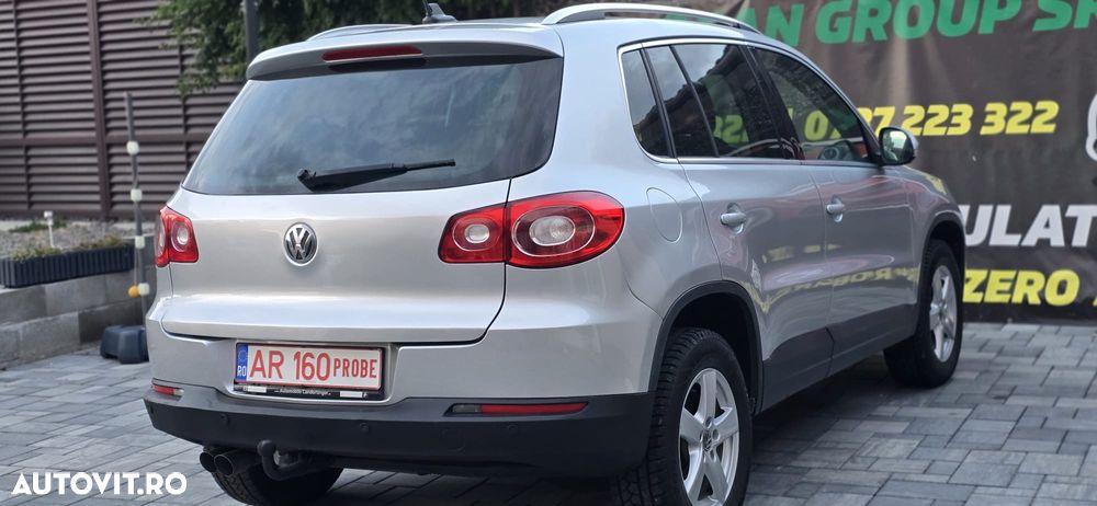 Volkswagen Tiguan 2.0 TDI 4Motion DSG Sport & Style - 4