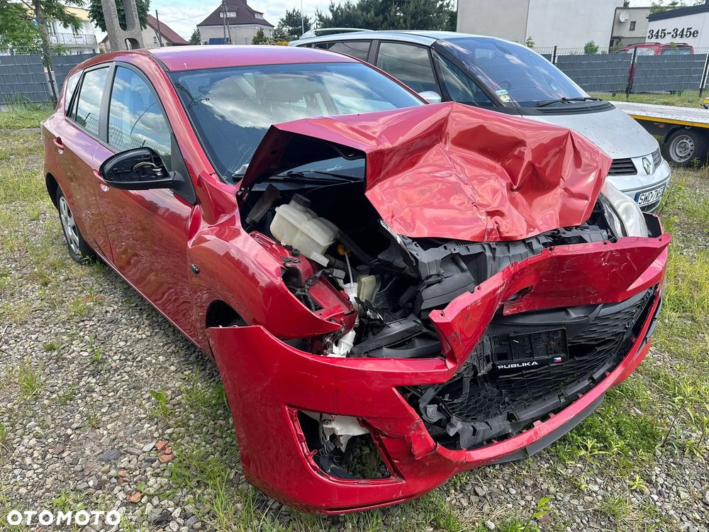 Mazda 3 - 6