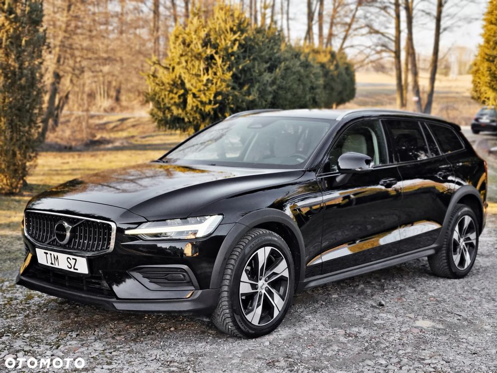 Volvo V60 Cross Country B4 D AWD Ultimate - 7