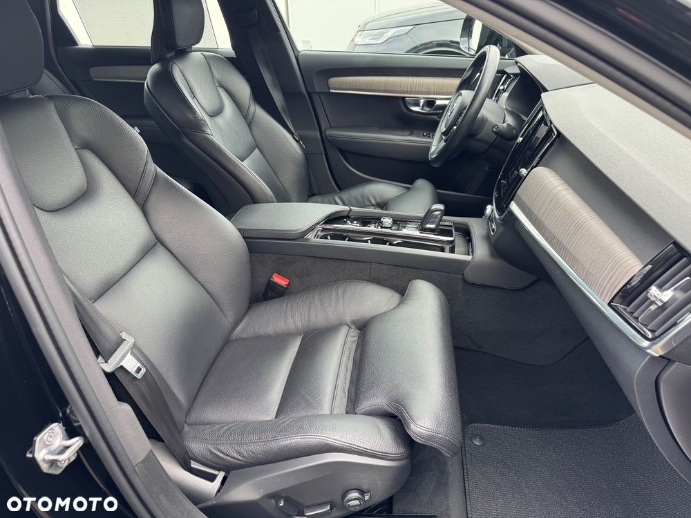 Volvo V90 Cross Country B4 D AWD Ultimate - 35