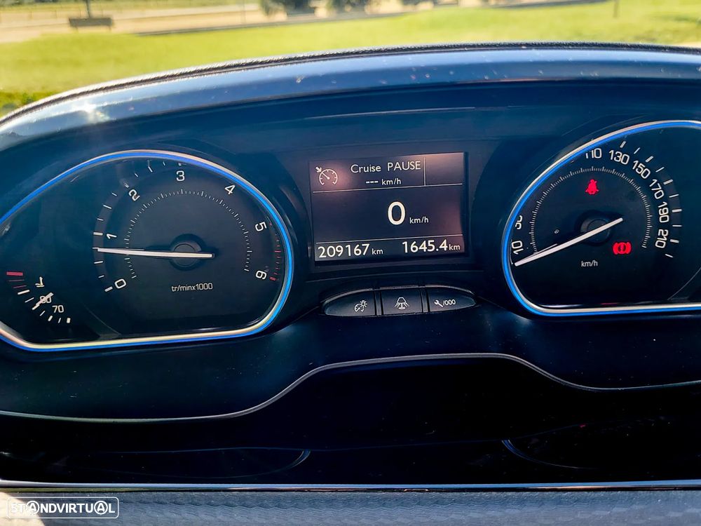 Peugeot 2008 e-HDi FAP 92 STOP & START Allure - 15