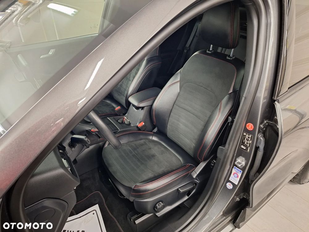 Ford Kuga - 20