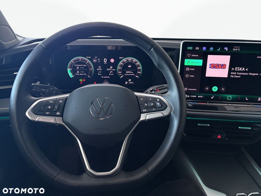 Volkswagen Passat - 13