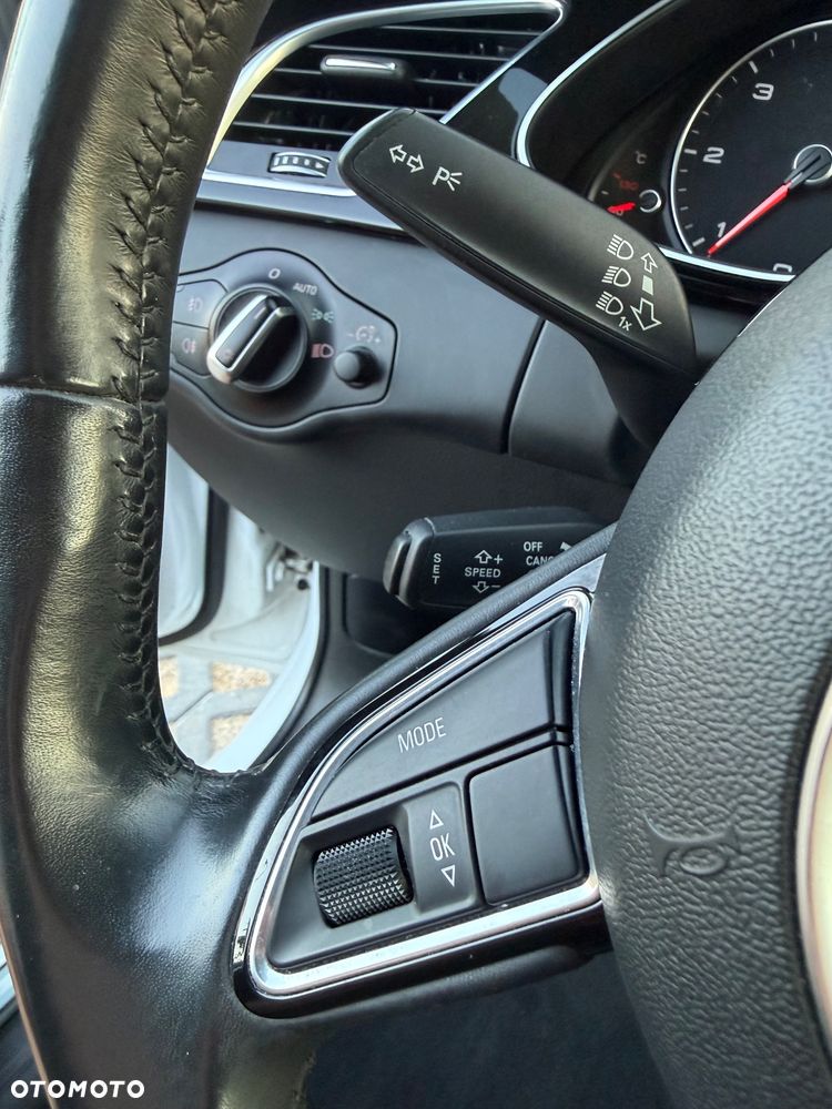 Audi A4 Avant 2.0 TDI DPF clean diesel S line Sportpaket - 23