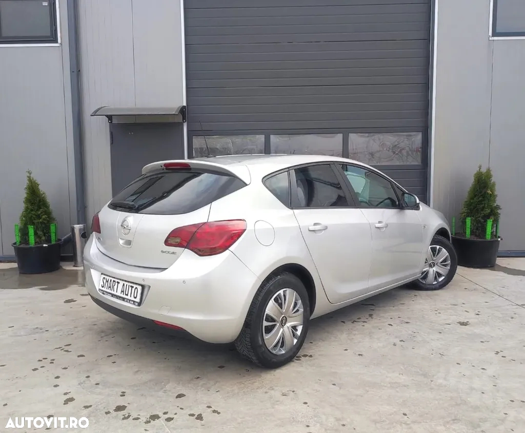 Opel Astra 1.4 ECOTEC Enjoy - 9