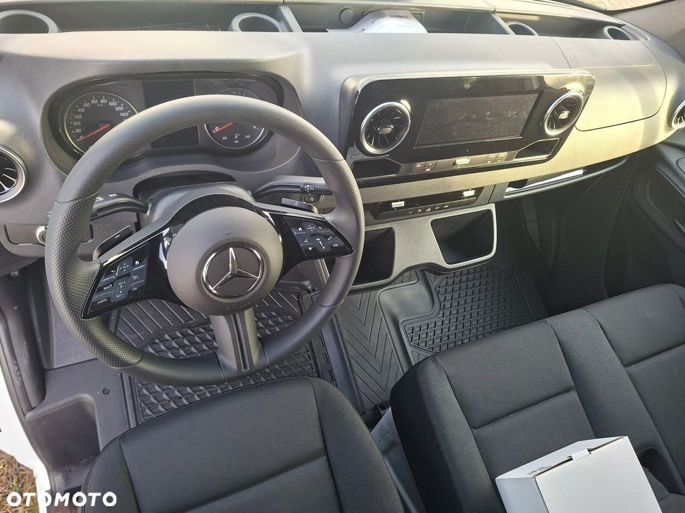 Mercedes-Benz Sprinter Sprinter - 11