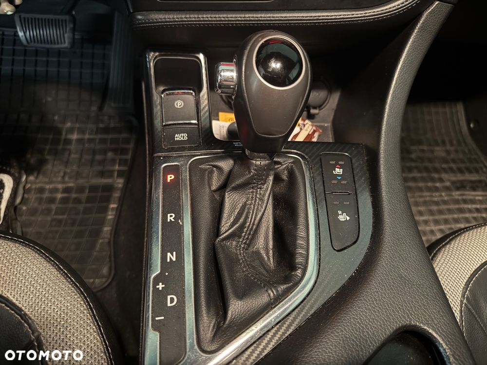 Kia Optima 1.7 CRDi M - 11