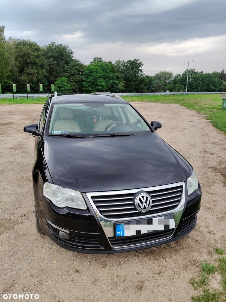 Volkswagen Passat 2.0 TDI Comfortline DSG - 2