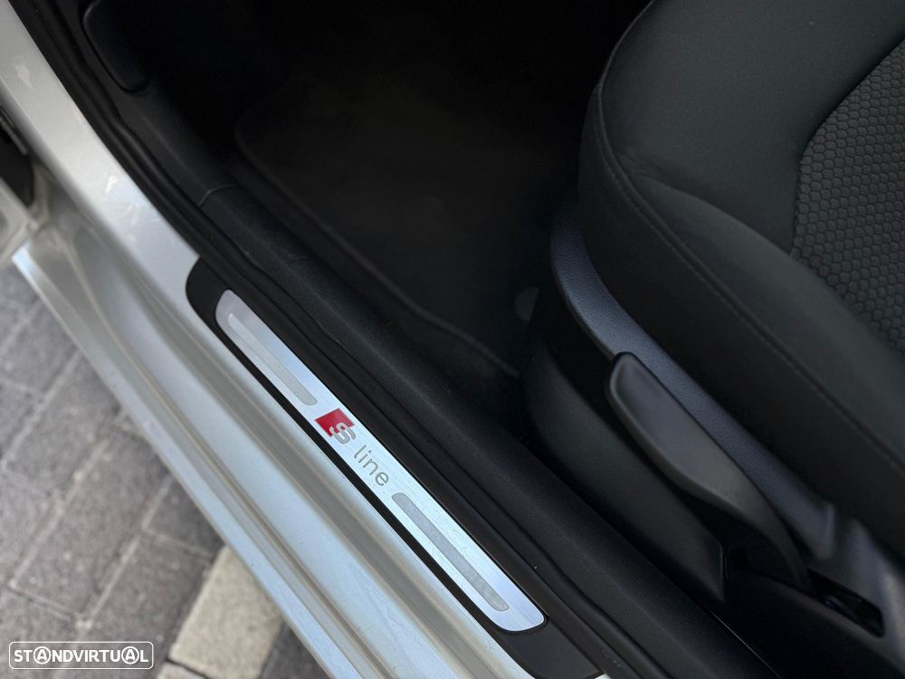 Audi A1 Sportback 1.6 TDI S-line - 15