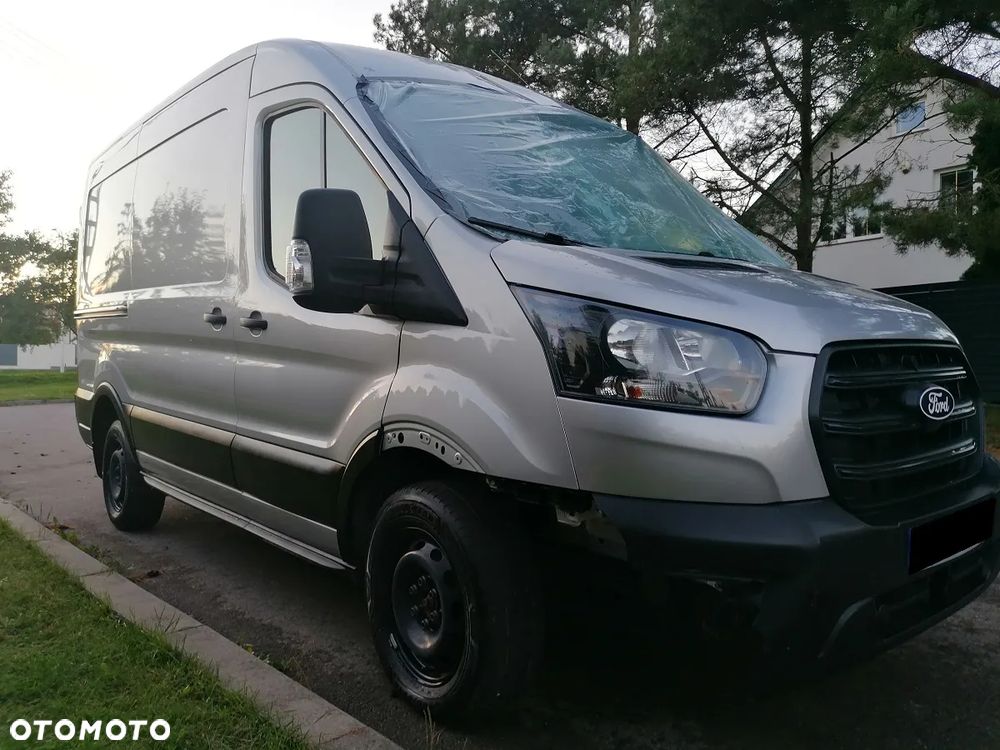 Ford Transit - 1