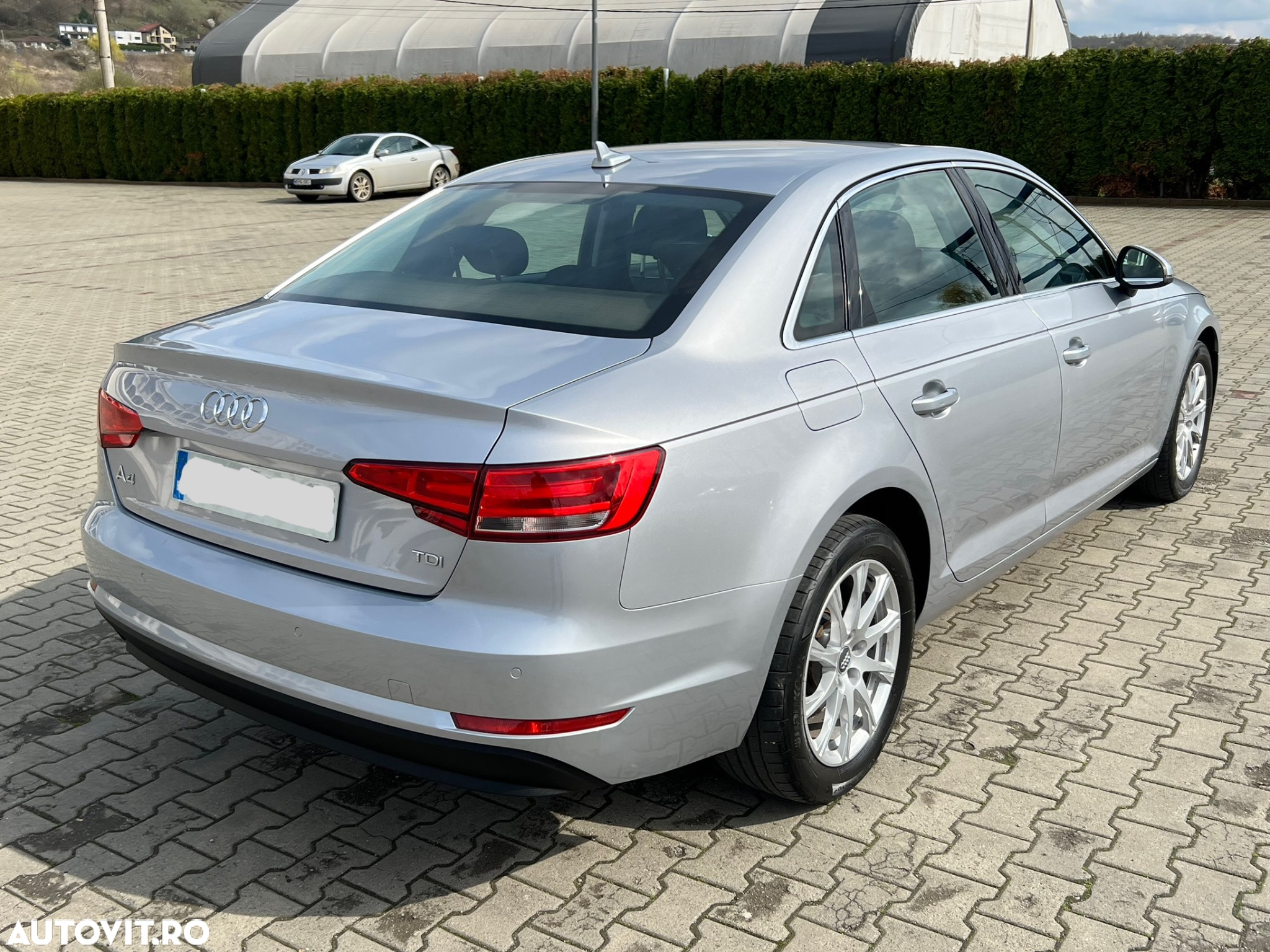 Audi A4 2.0 TDI DPF multitronic Ambiente - 23
