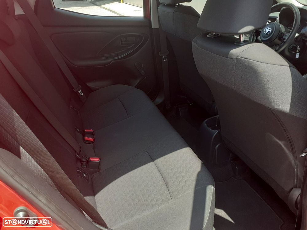 Toyota Yaris - 8