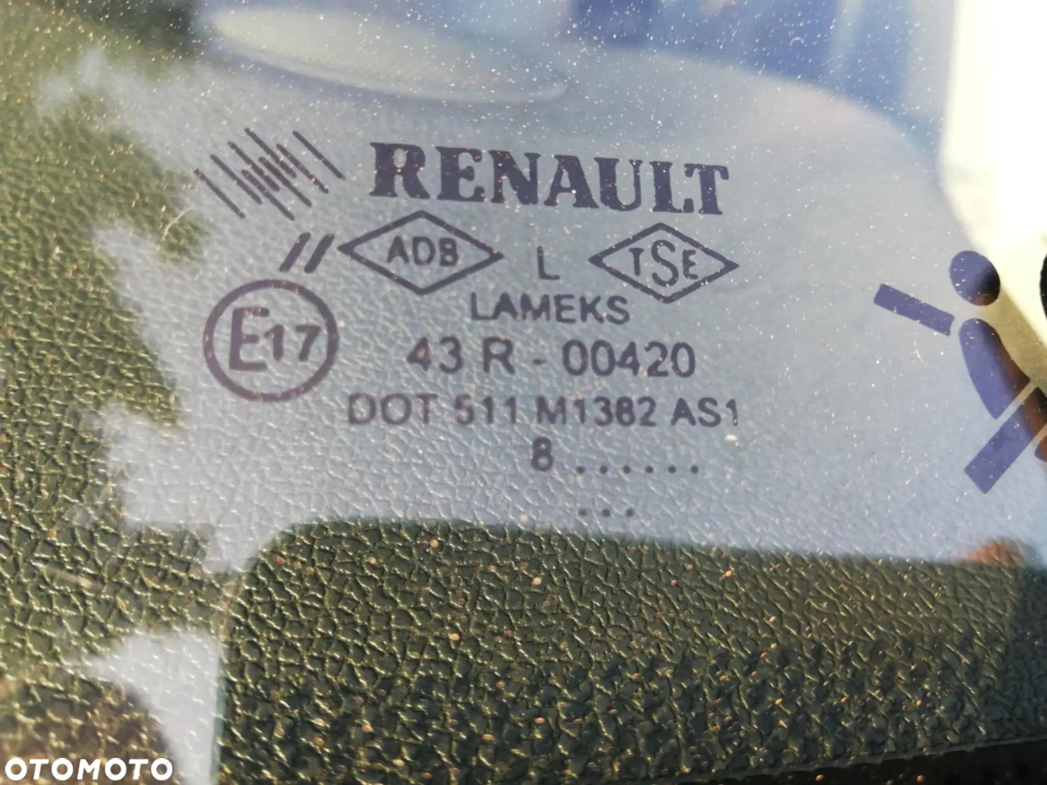 Renault Clio 1.2 16V Alize - 21
