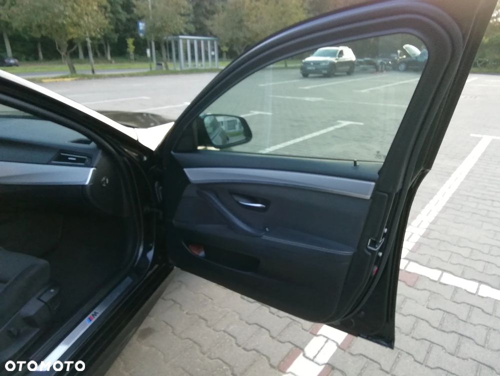 BMW Seria 5 - 33