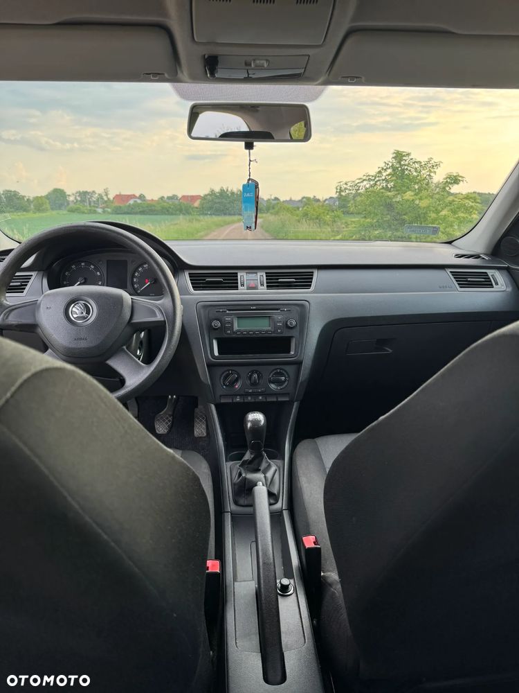 Skoda RAPID - 15