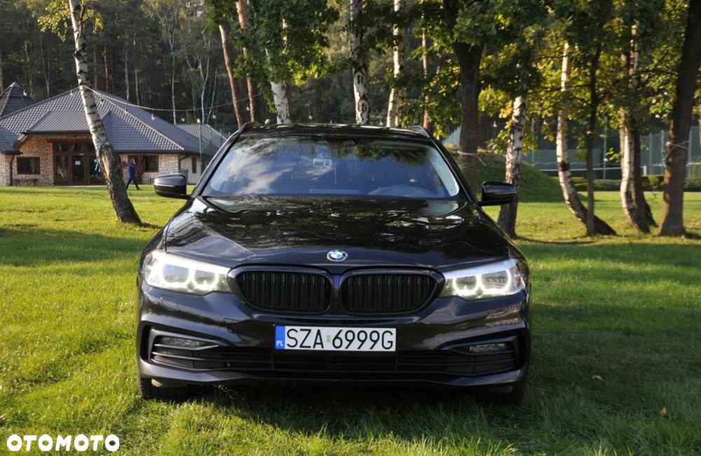 BMW Seria 5 525d xDrive Sport-Aut Luxury Line - 6
